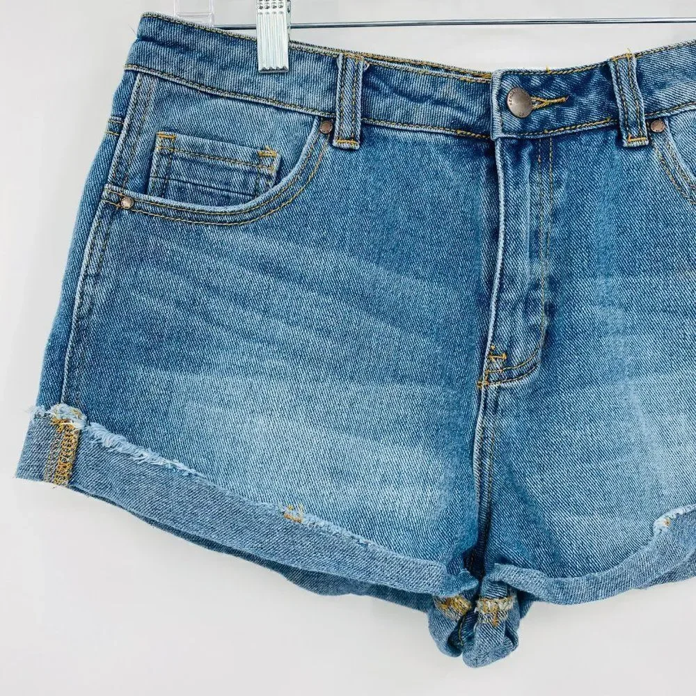 Kendall & Kylie Size 29 Light Wash Cuffed High Rise Denim Shorts